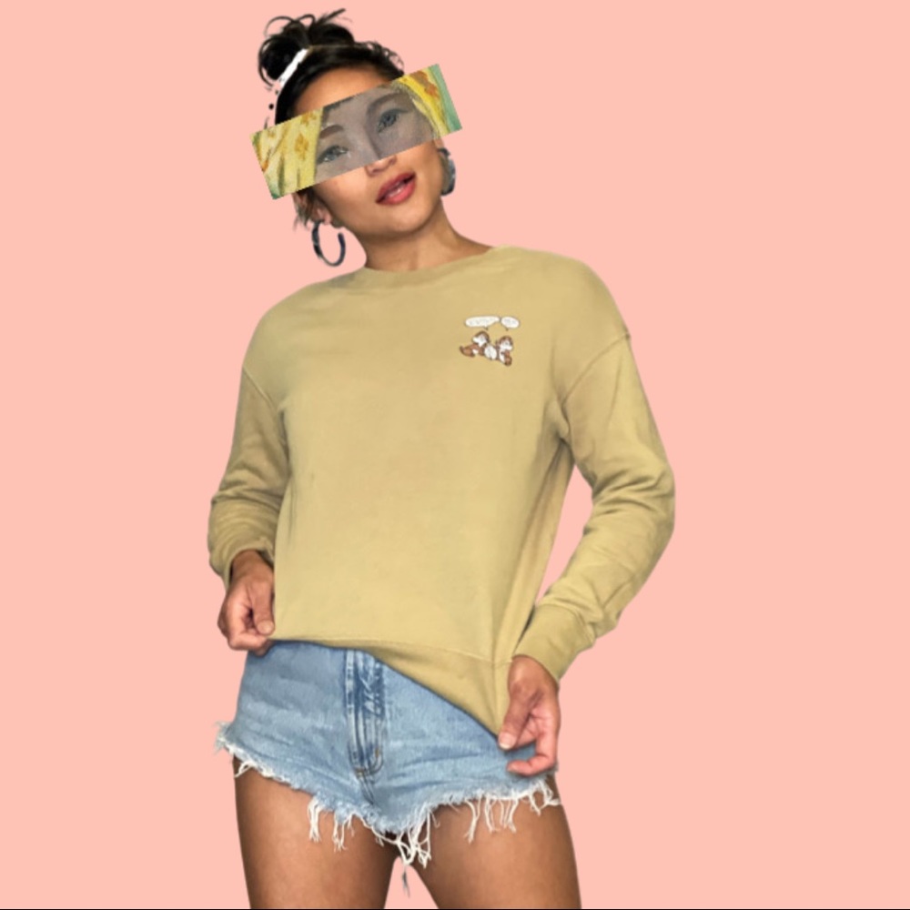 UNIQLO x DISNEY x THE CHIPMUNKS SWEATER